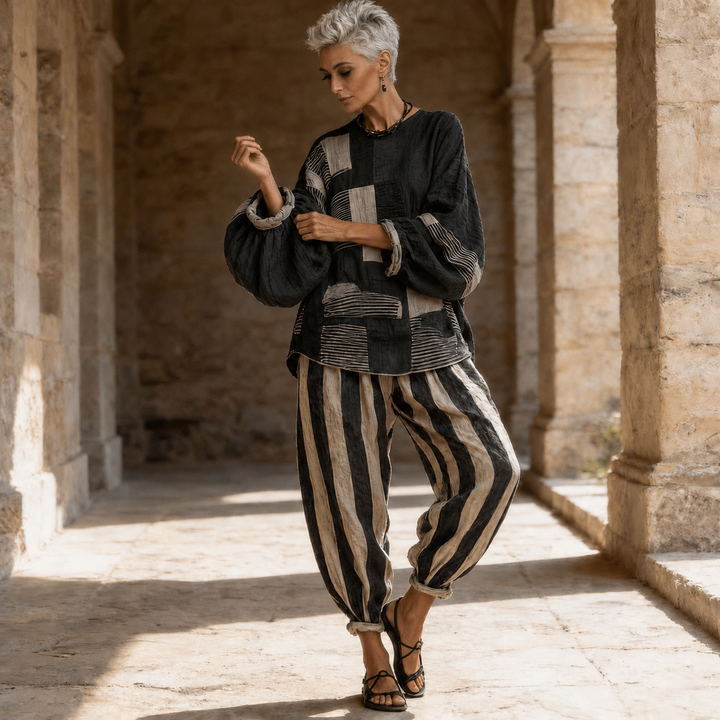 Loungefit – The Oversized Set That Reads Intentional, Not Sloppy
