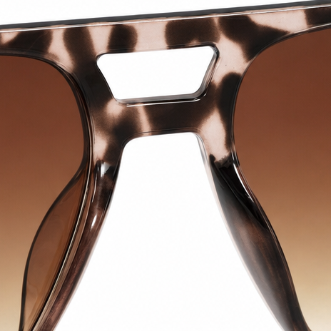 Solvane – Oversized Statement Sunglasses