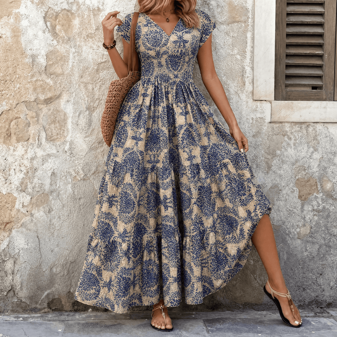 Florenza – Women's Smocked Floral Maxi Dress – Lark & Clover
