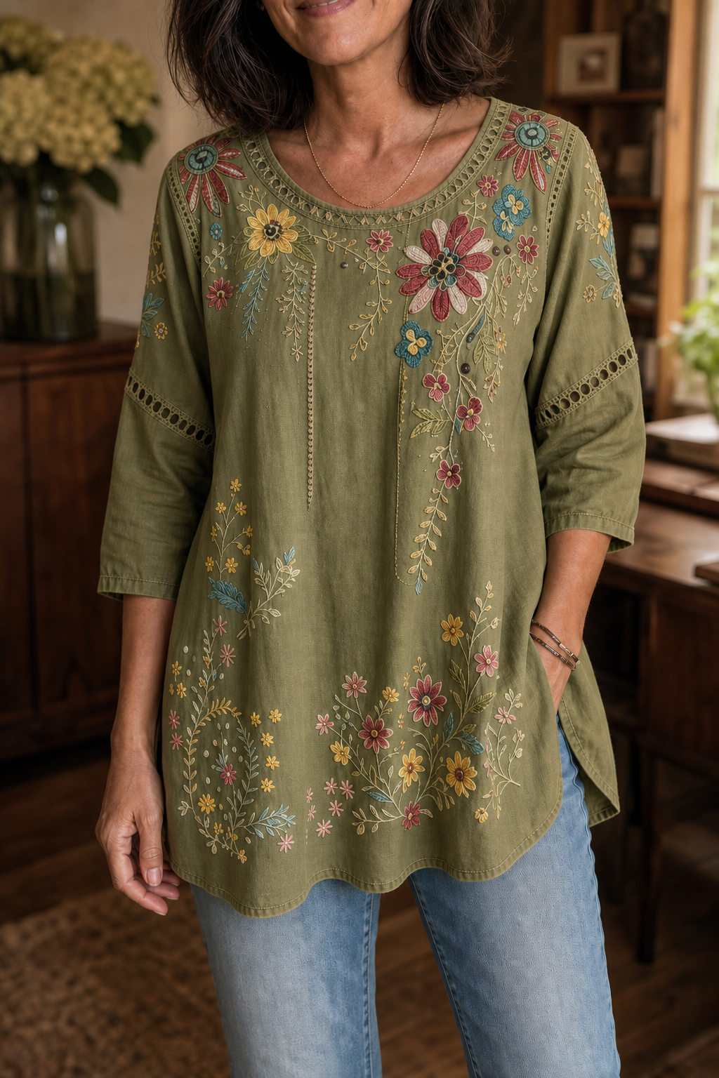 Vellamore – Floral Print Three-Quarter Sleeve Tunic Top