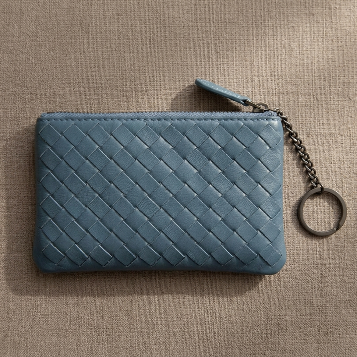 Veloura™ – Handwoven Lambskin Card Wallet