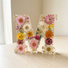 Florenza™ – Personalized Floral Resin Letter Light
