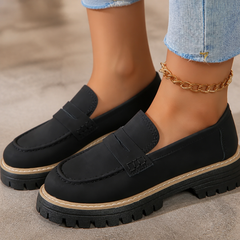Wearbella – The Loafer That Doesn't Look Like You'Ve Given Up