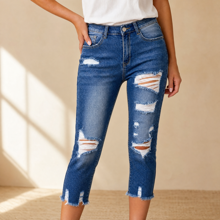 Delina™ – Soft Cotton Frayed-Hem Capri Jeans