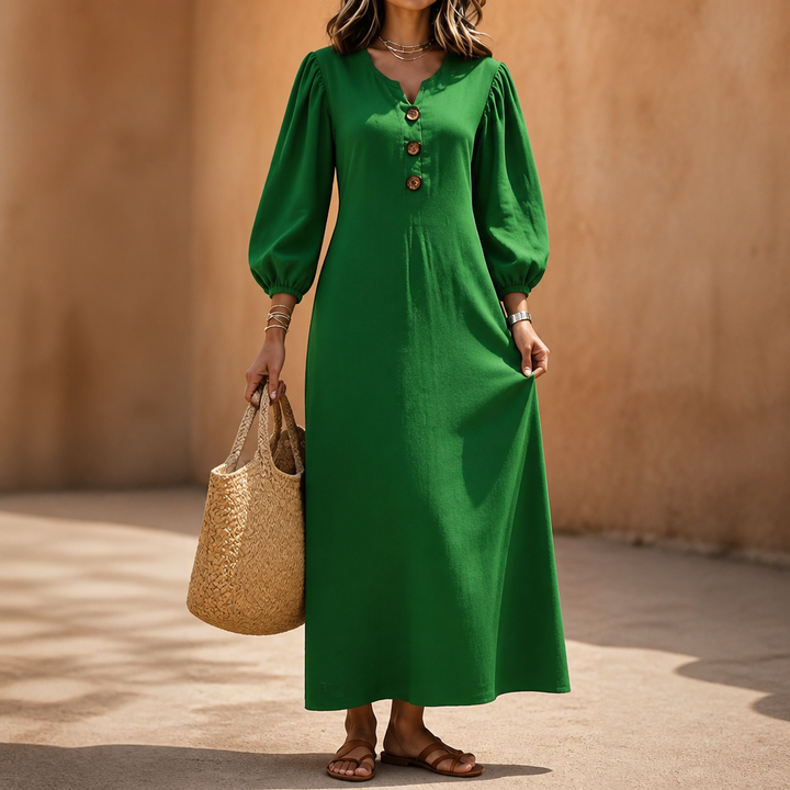 Everdrape – The Maxi Dress That Moves, Not Clings