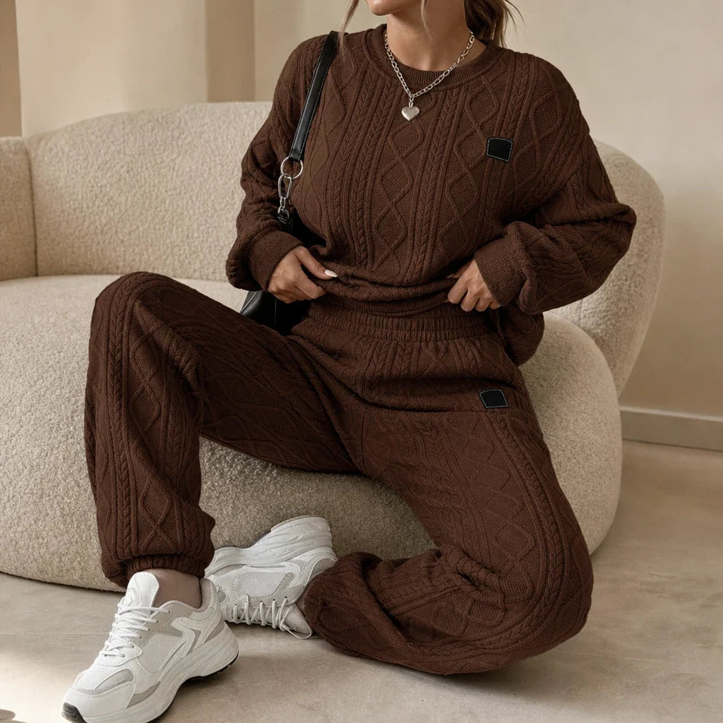 Cable & Co. – Cable-Knit Sweater And Trouser Set