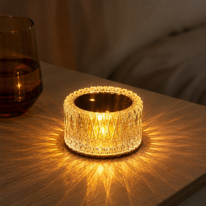 Facetta – The Lamp That Puts Light On Your Walls, Not Just In The Room