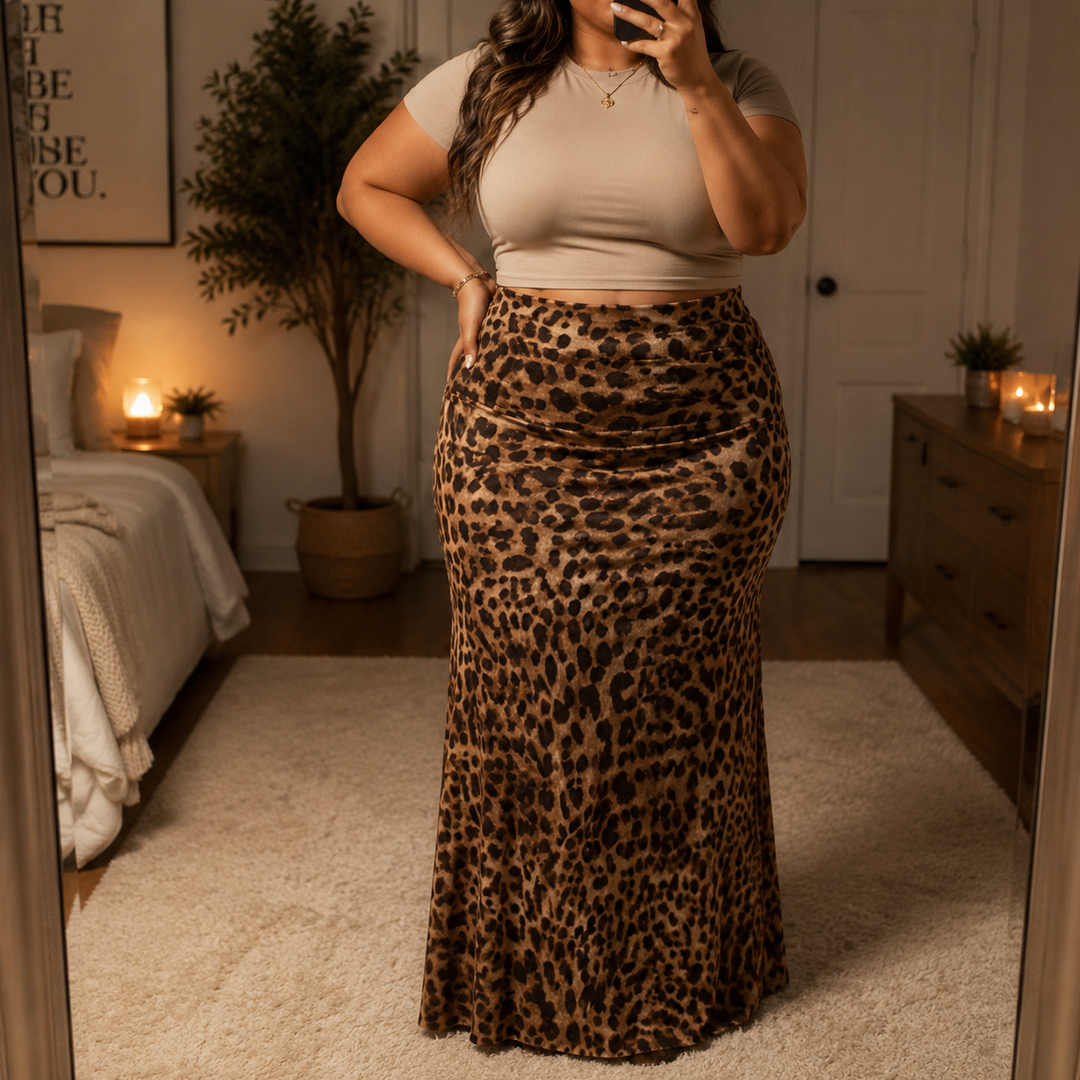 Velora™ – Curvy-Fit Leopard Print Maxi Skirt