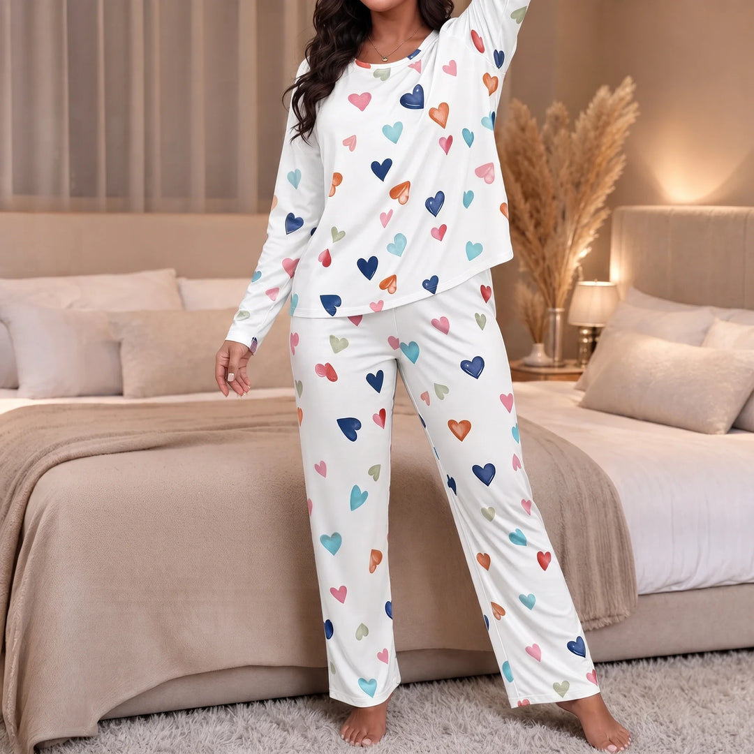 Heartrest – Long-Sleeved Heart-Print Pajama Set