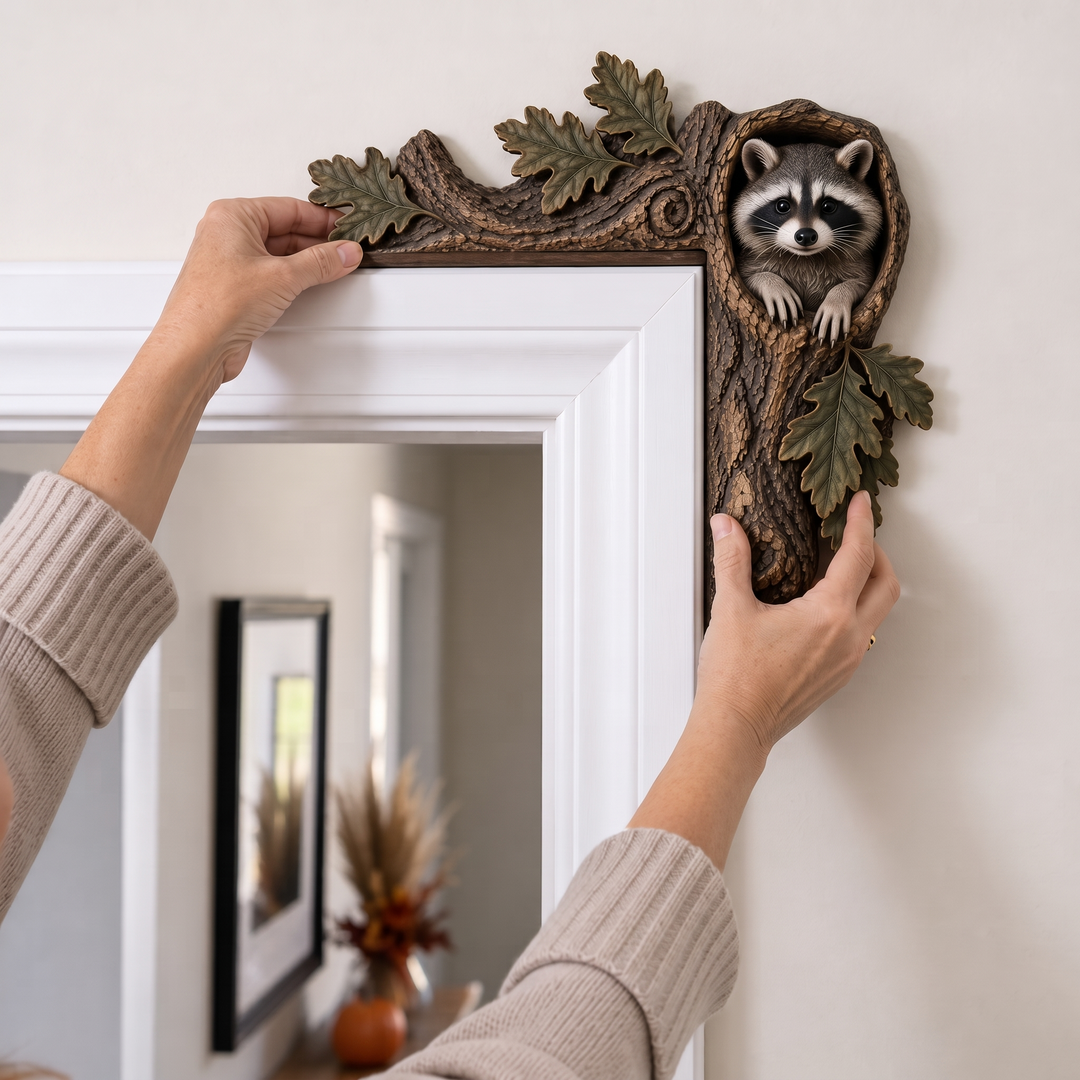 Hollowbrook – Raccoon Tree Hollow Doorframe Topper