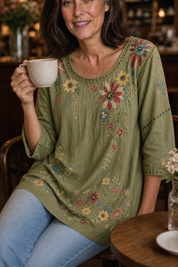 Vellamore – Floral Print Three-Quarter Sleeve Tunic Top
