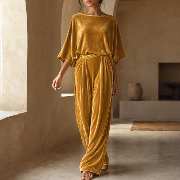 Veloura – Half-Sleeve Top And Wide-Leg Pants Set