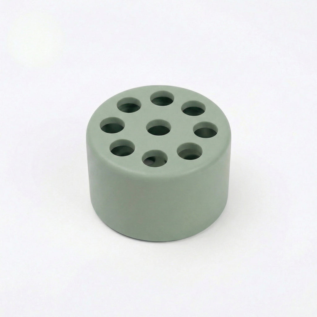 Mayfield™ – Perfectly Organized Flower Arranger