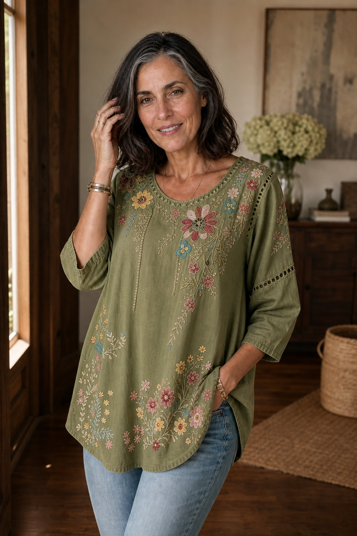 Vellamore – Floral Print Three-Quarter Sleeve Tunic Top