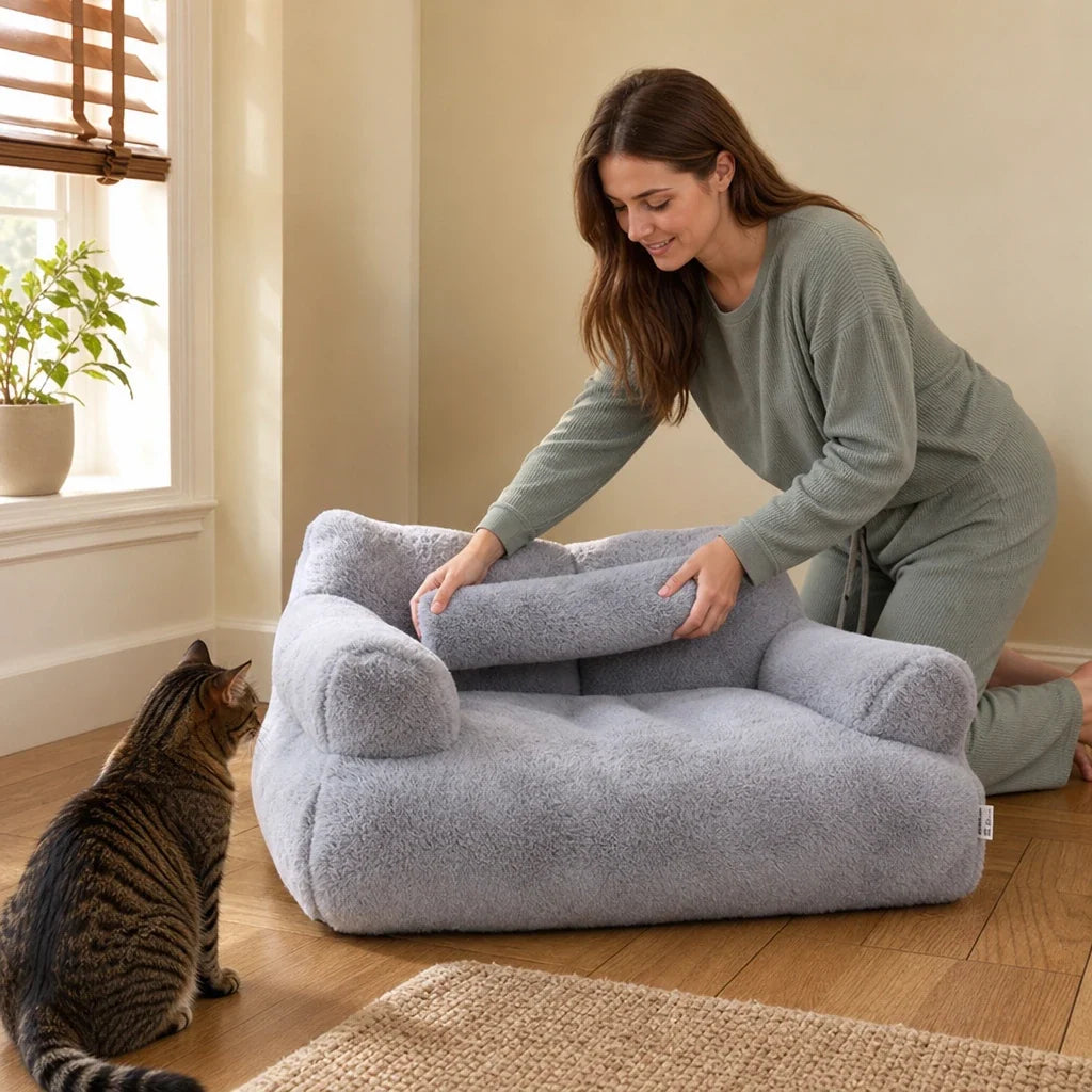 HearthPaw – Plush Sofa-Shaped Cat Bed