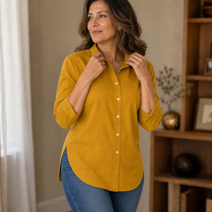 Elara Curve – Curved-Hem Stretch Button-Front Shirt