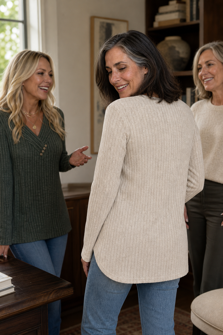 Marlowe & Rib – Ribbed V-Neck Button-Detail Sweater