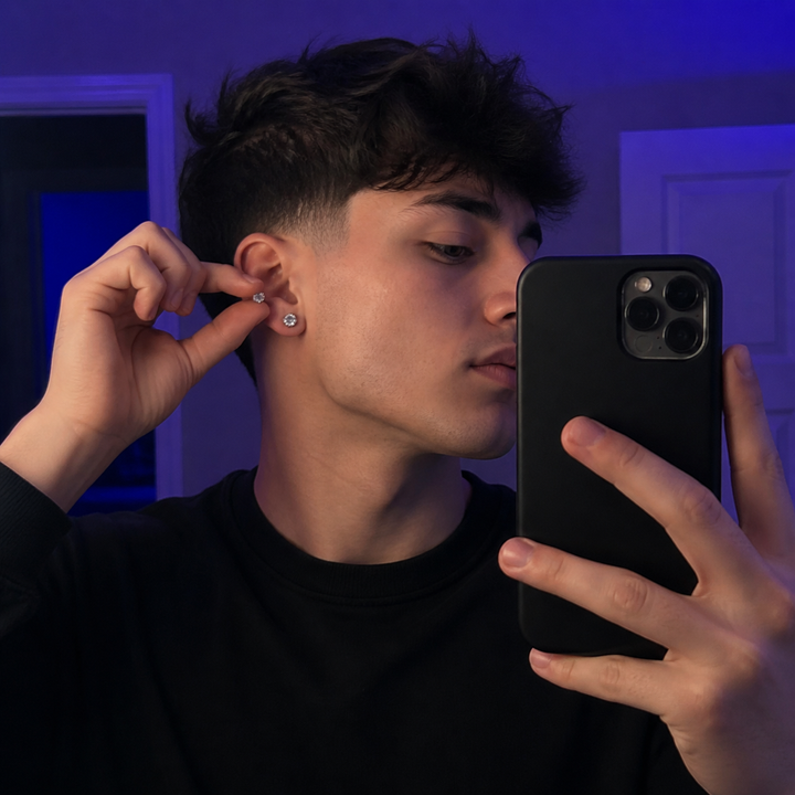 Luxora™ – Magnetic Diamond Stud Earrings No Piercing