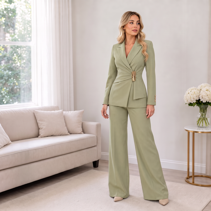 Poise & Form – Twisted Buckle-Waist Wide-Leg Trouser Set