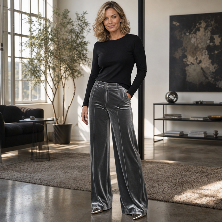 Wearbella – Velvet High-Waisted Wide-Leg Trousers