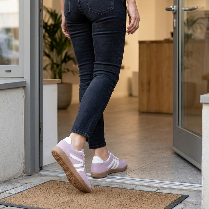 Vossa™ – Cushioned Retro Sneakers for Everyday Wear