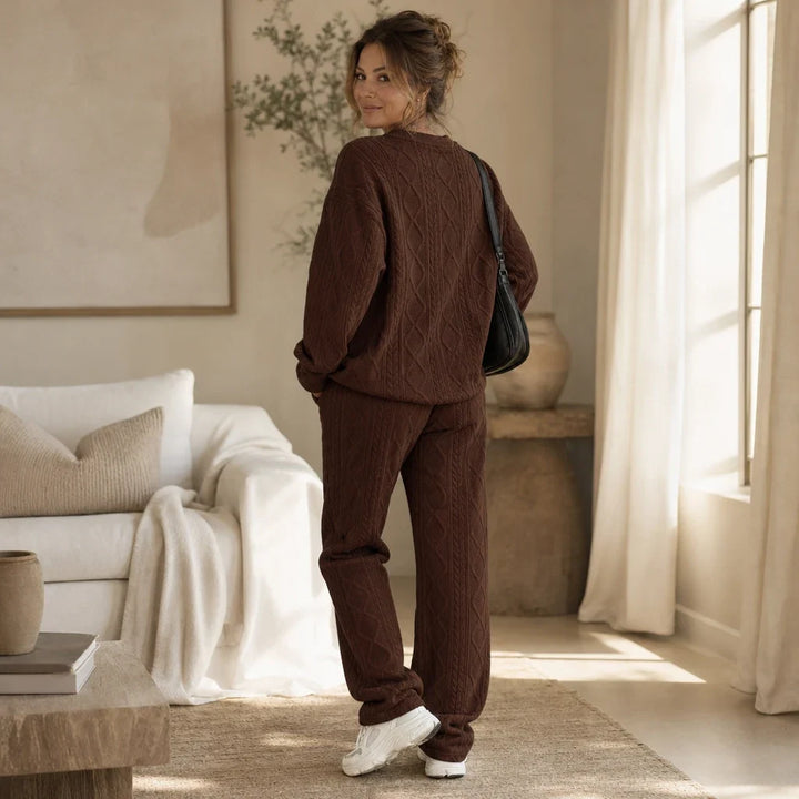 Cable & Co. – Cable-Knit Sweater And Trouser Set