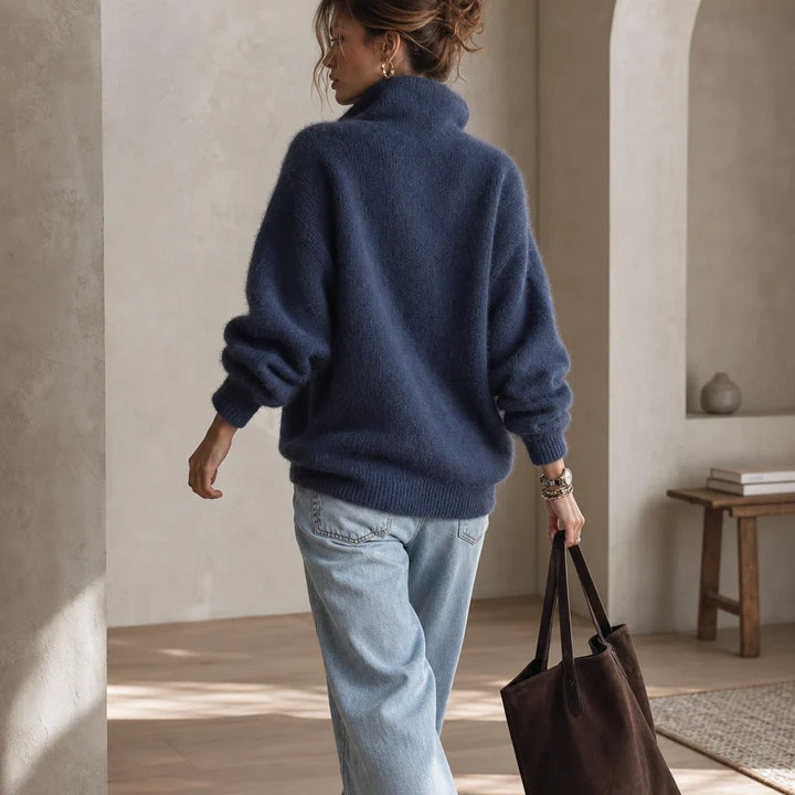 Wooluna – Fuzzy Contrast-Collar Half-Zip Sweater
