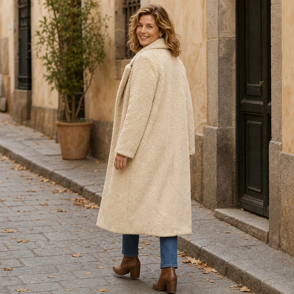 Veloura – Long Teddy Lapel Coat