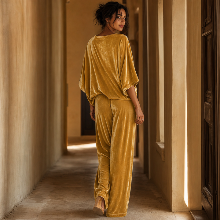 Veloura – Half-Sleeve Top And Wide-Leg Pants Set