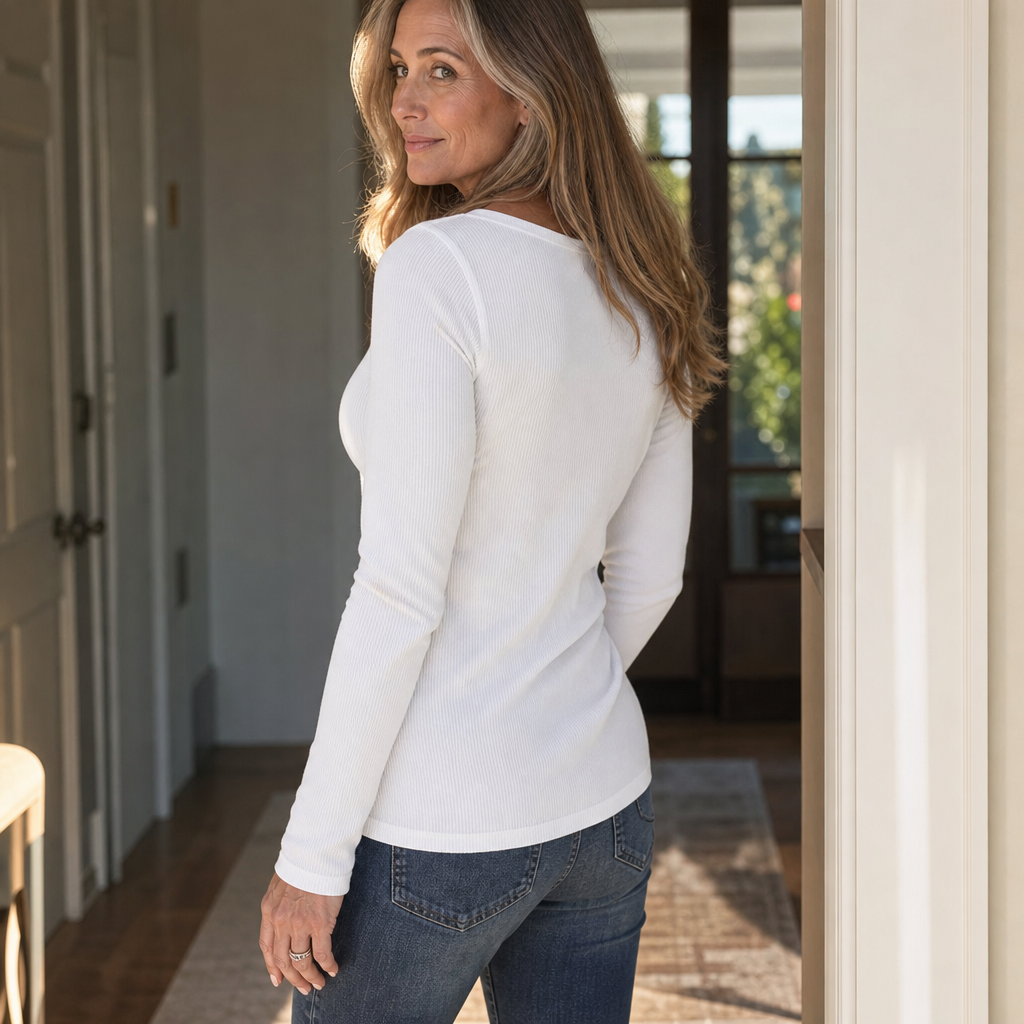 Vellora – Stretch V-Neck Long-Sleeve Top
