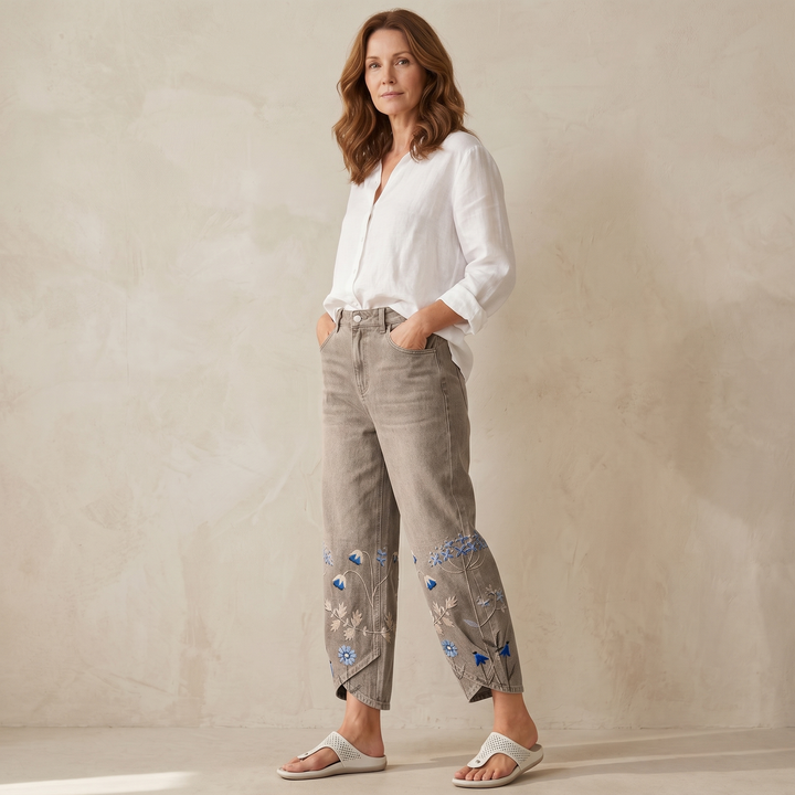 Bloomara™ – Embroidered Wide-Leg Jeans with Tulip Hem