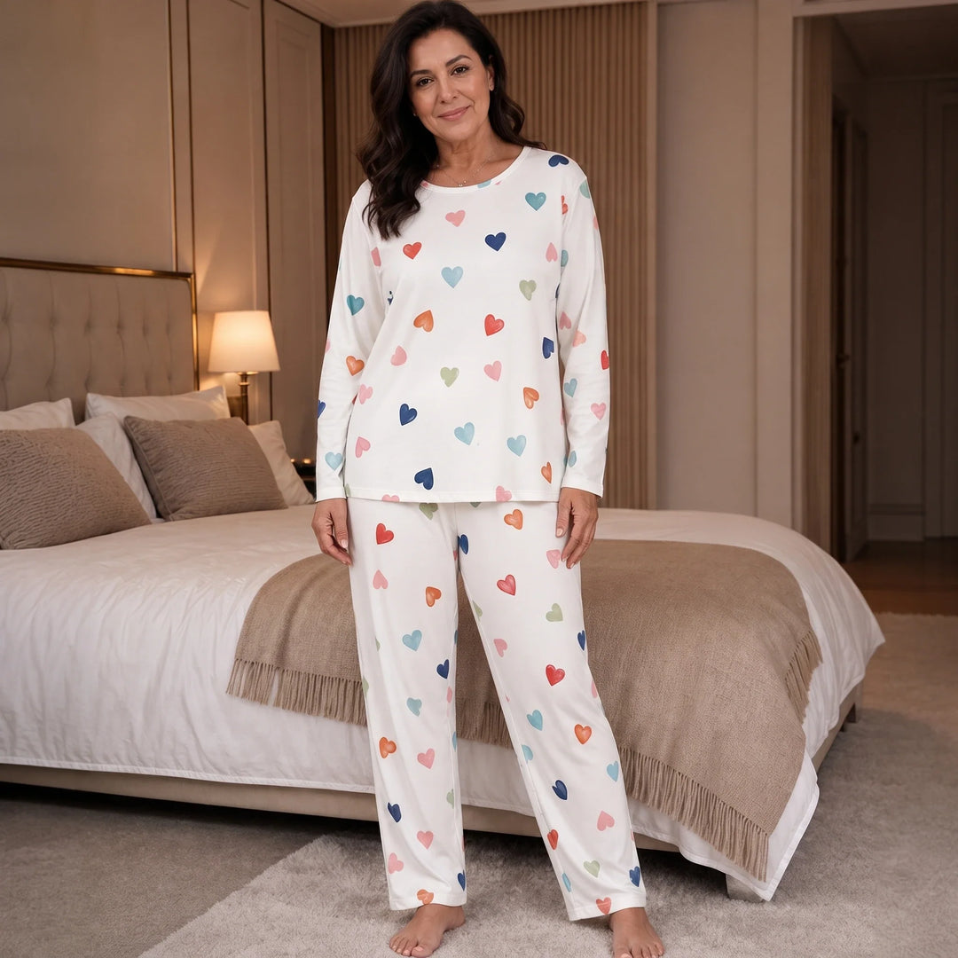 Heartrest – Long-Sleeved Heart-Print Pajama Set
