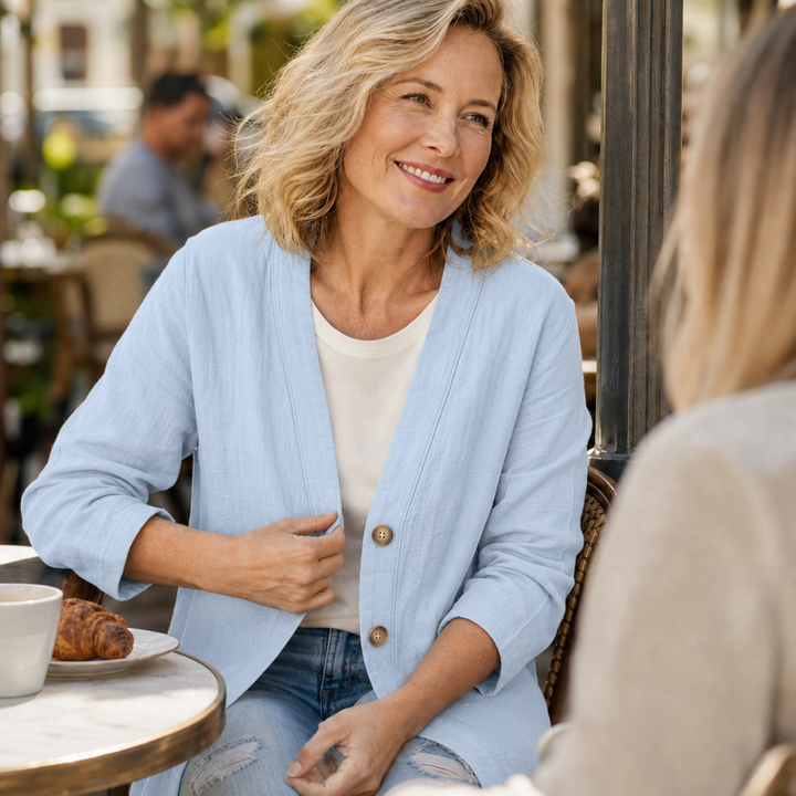 Drapelle – Breathable Knit V-Neck Cardigan