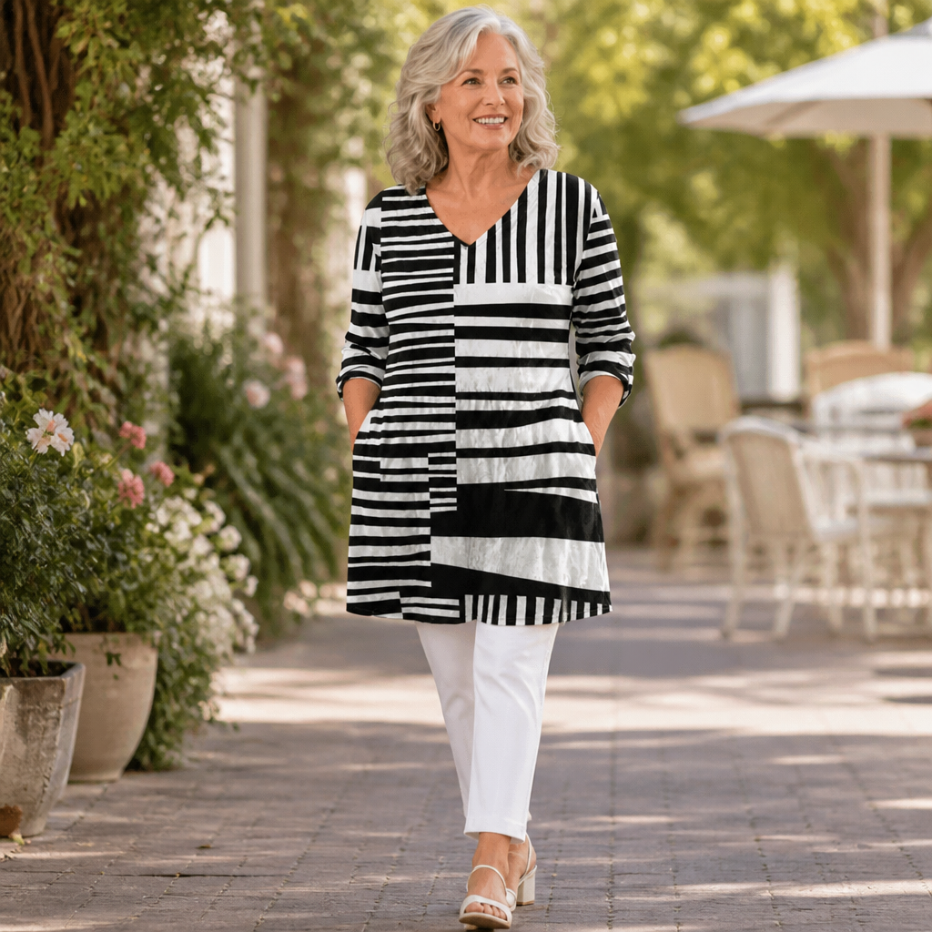 Vivelle – Bold Print V-Neck Pocket Tunic