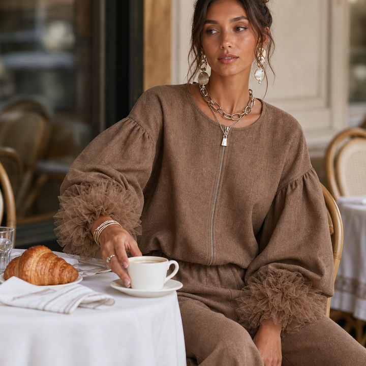 Wearlyn – Tulle-Cuff Balloon Sleeve Top And Pants Set