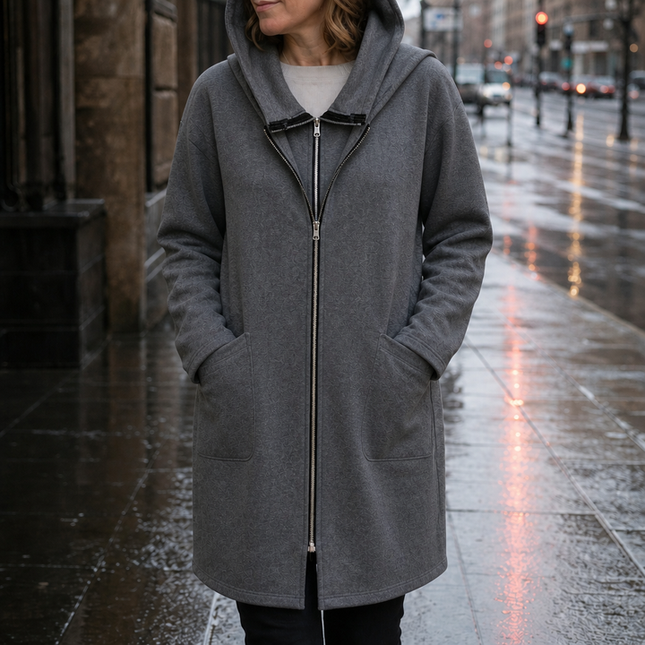 Wearbella – Crushable Packable Hooded Travel Jacket