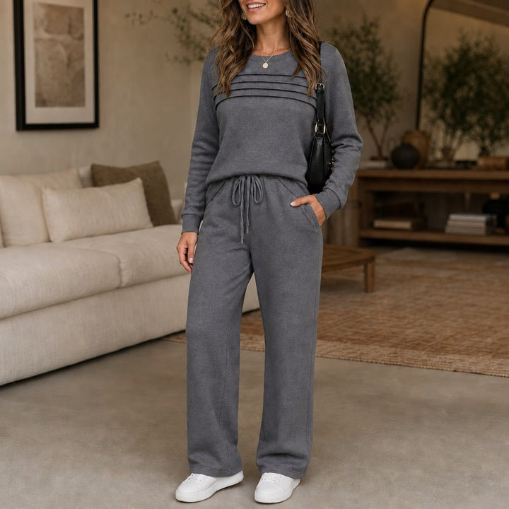 Wearbella – Pleated Crew Neck Drawstring Waist Lounge Set