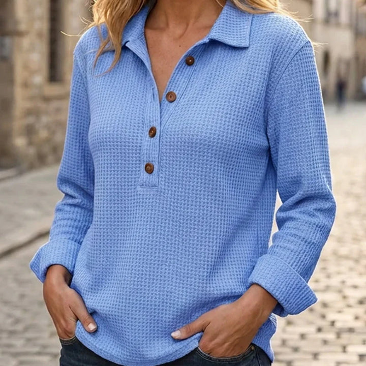 Wovella – Waffle-Knit Button Henley Top