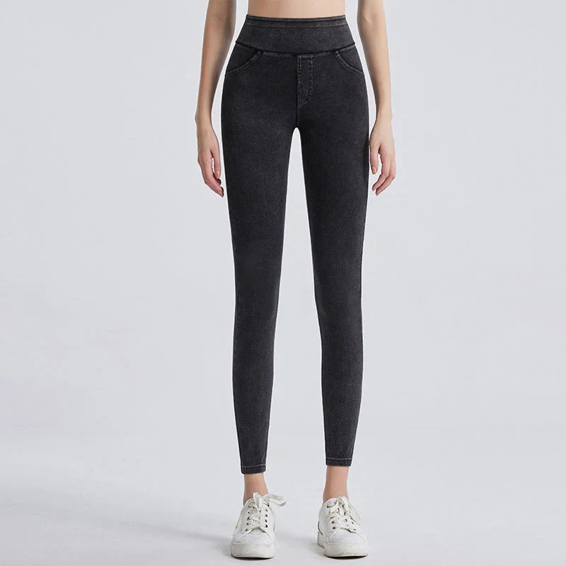 Slimwaist – High-Rise Tapered Ankle Stretch Jeans
