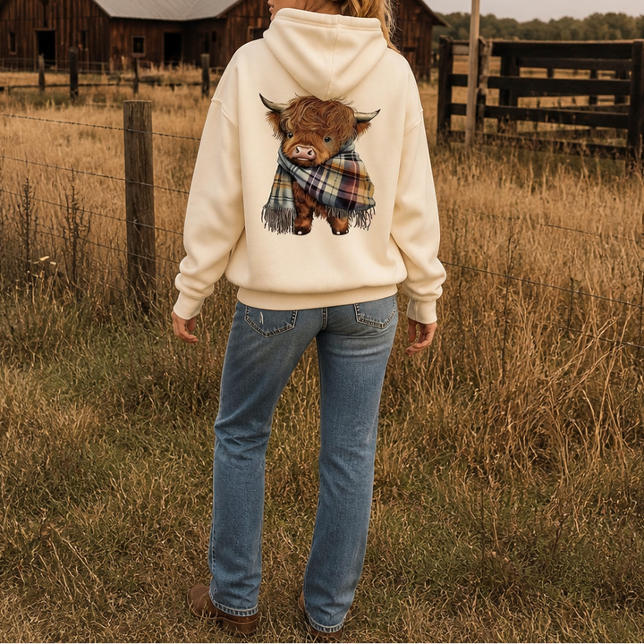Highland Hearth – Fleece-Lined Highland Cow Graphic Hoodie