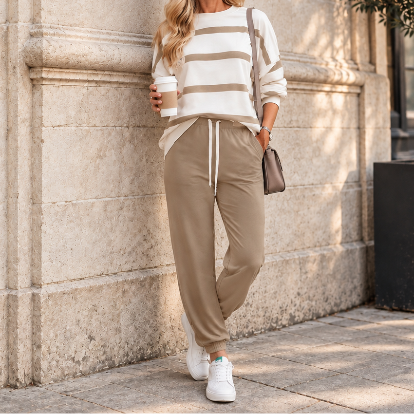Effortlyn – Striped Two-Piece Jogger Set