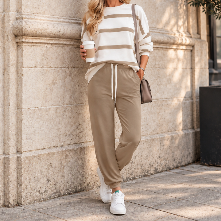 Effortlyn – Striped Two-Piece Jogger Set