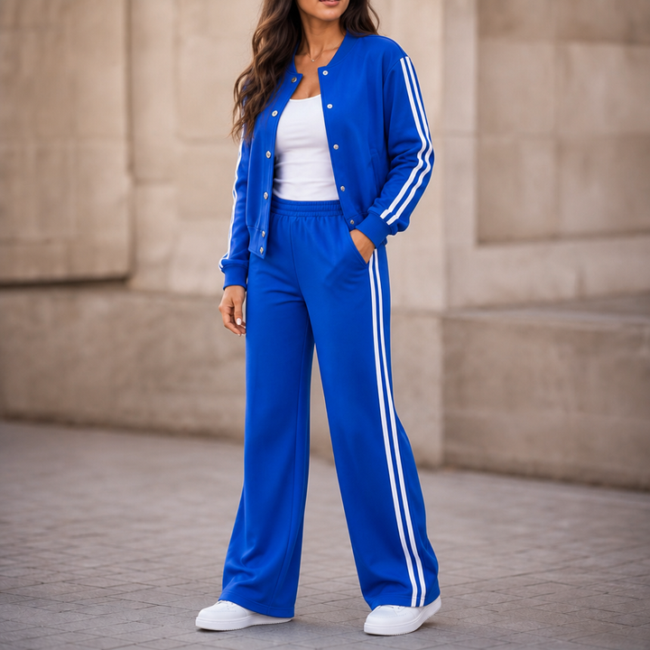 Wearbella – Contrast-Stripe High-Waisted Wide-Leg Loungewear Set