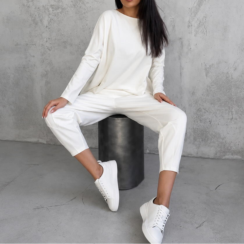 Wearbella – Pleated Wide-Leg Loungewear Set