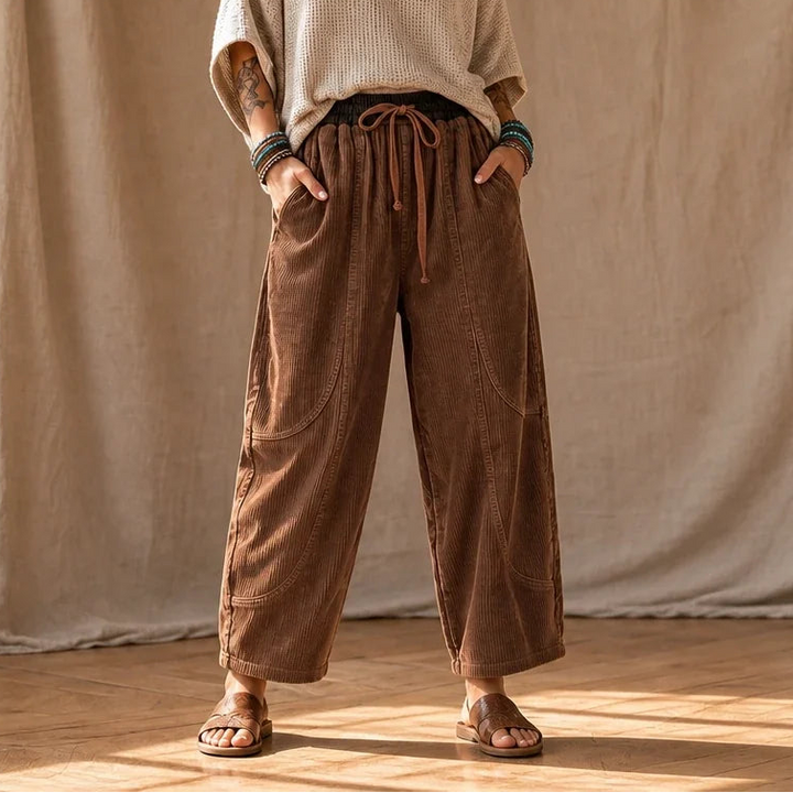 Cordelia – Ribbed Corduroy-Look Lantern Pants