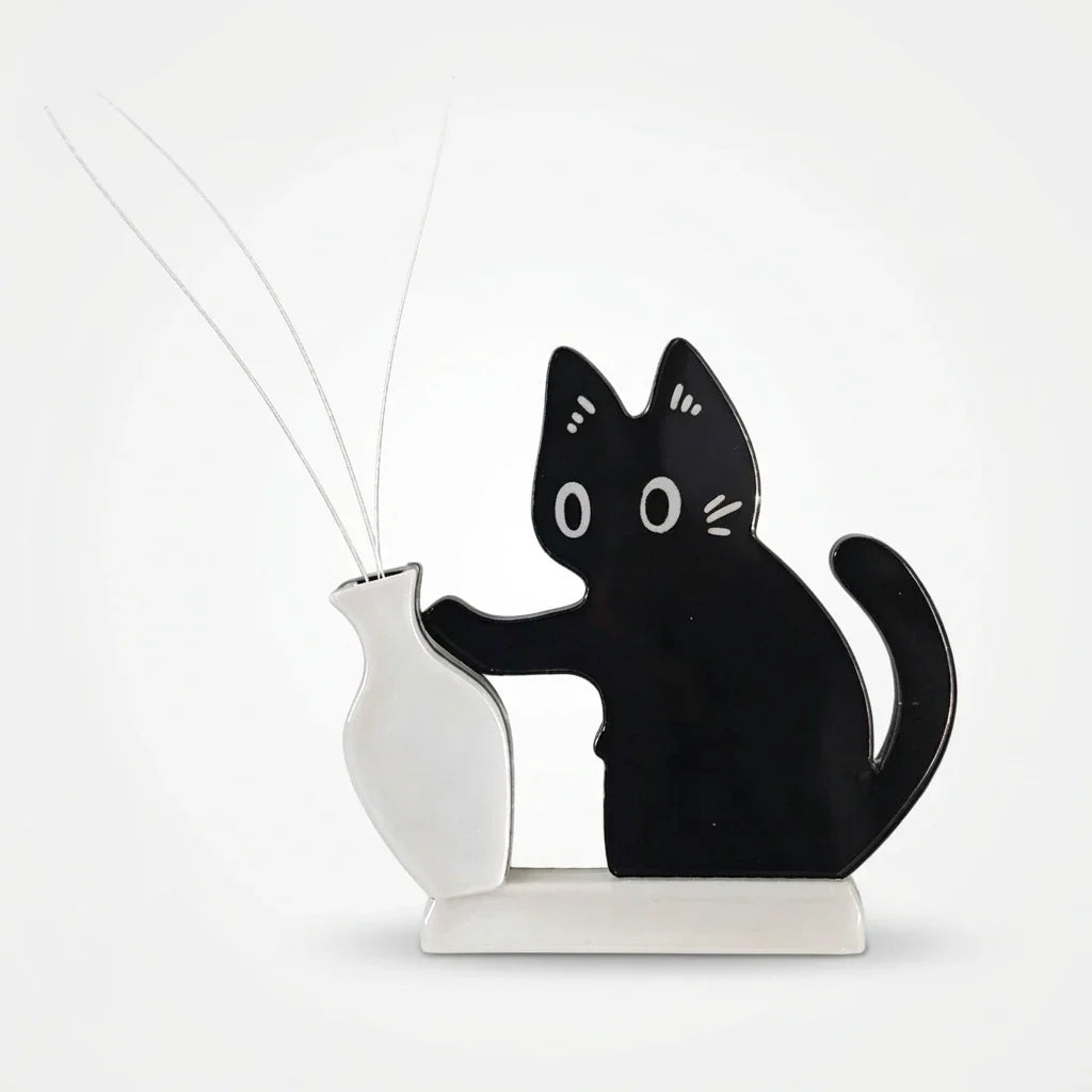 Whisker Whimsy – Magnetic Cat-Shaped Whisker Vase