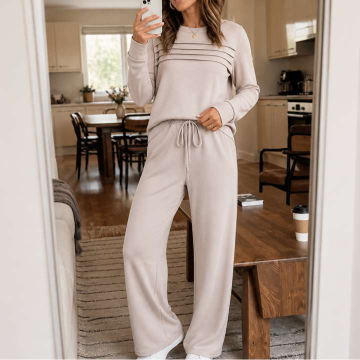 Wearbella – Pleated Crew Neck Drawstring Waist Lounge Set