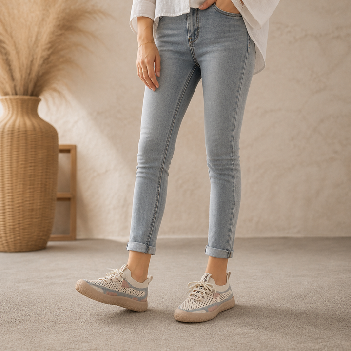 Vivelyn – Knit Upper Cushioned Sole Casual Sneakers