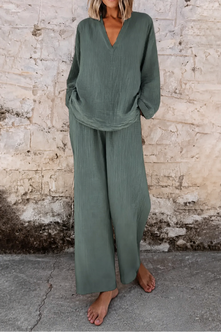 Wearbella – V-Neck Top And Wide-Leg Pant Set