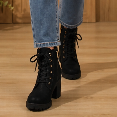 Steadē – Platform Sole Chunky Block Heel Ankle Boots